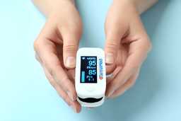 FarmaMed Saturimetro, Pulsossimetro, Ossimetro, Saturimetro da dito, Pulsossimetro da dito, Ossimetro da dito